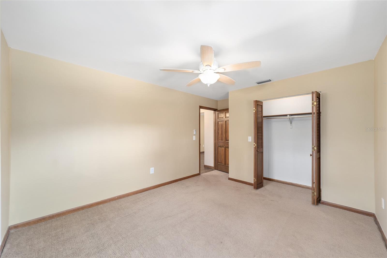 GOLDEN HILLS TURF & COUNTRY CLUB - Residential