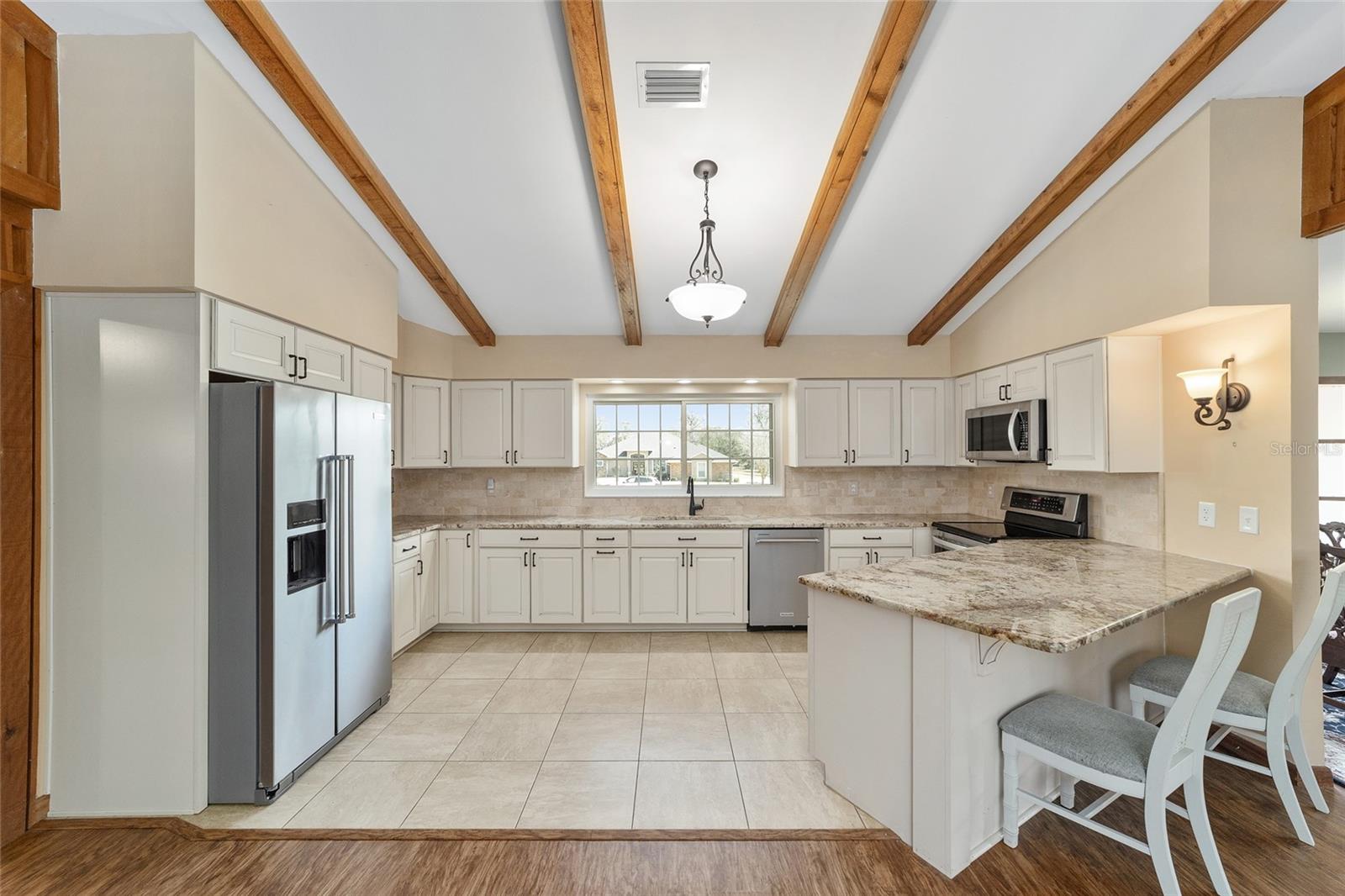 GOLDEN HILLS TURF & COUNTRY CLUB - Residential