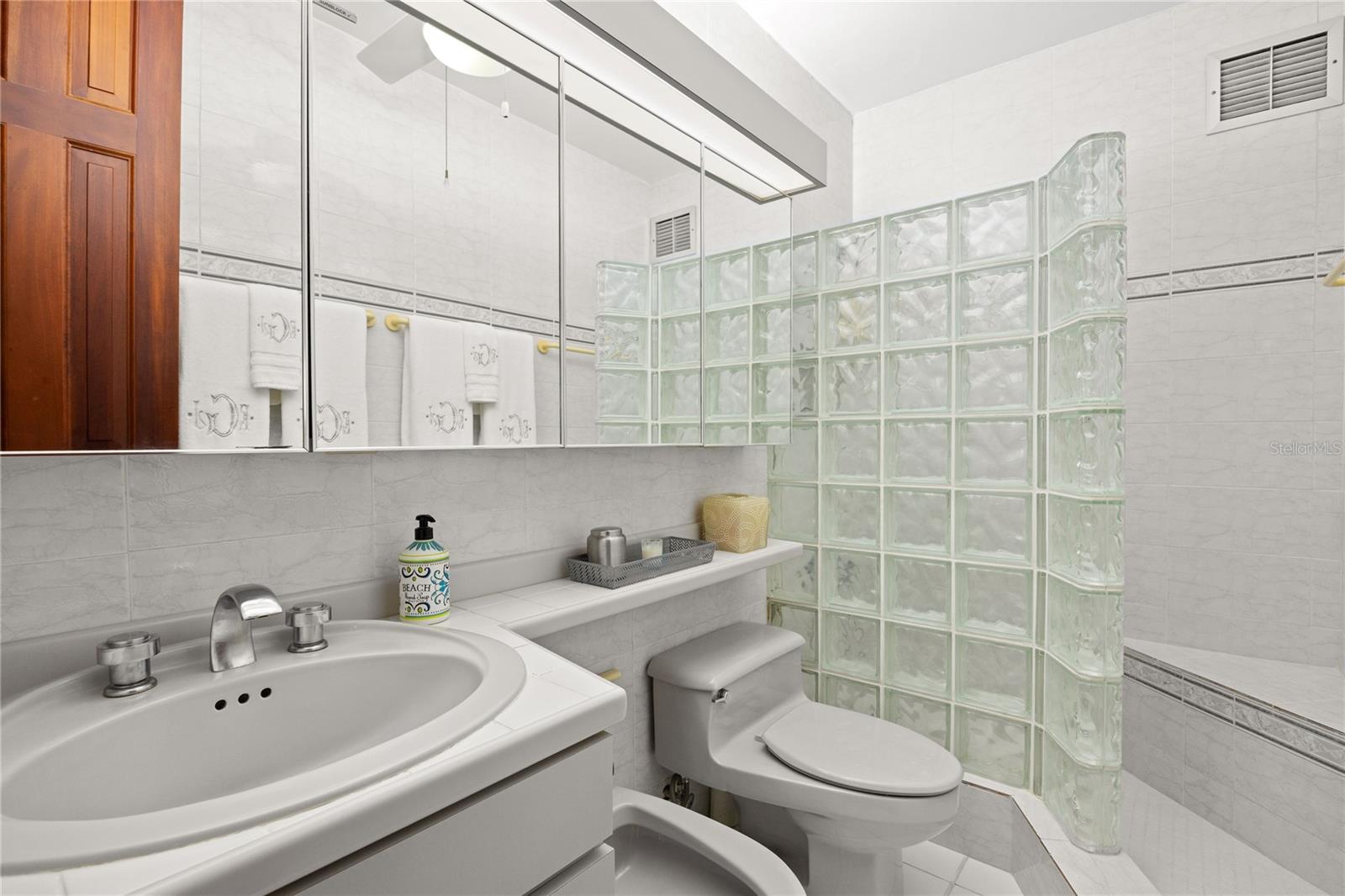 CONDADO - Residential
