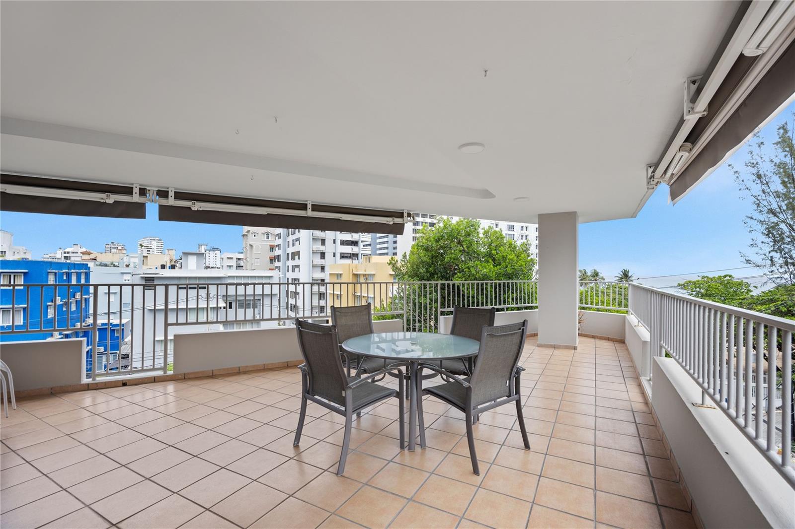 CONDADO - Residential