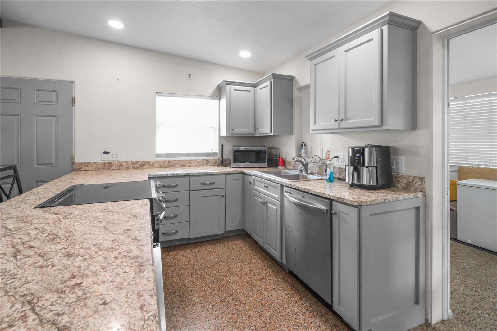 CAMELLIA PARK - Residential