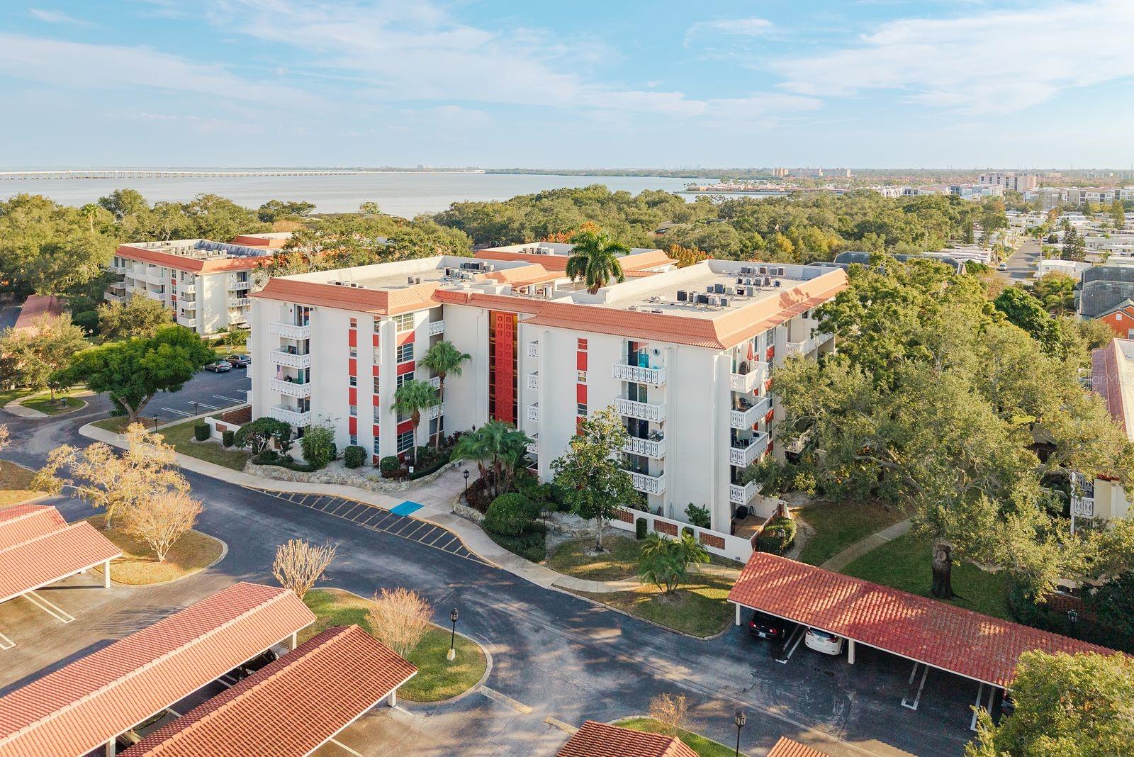 SEVILLE CONDO 11 - Residential