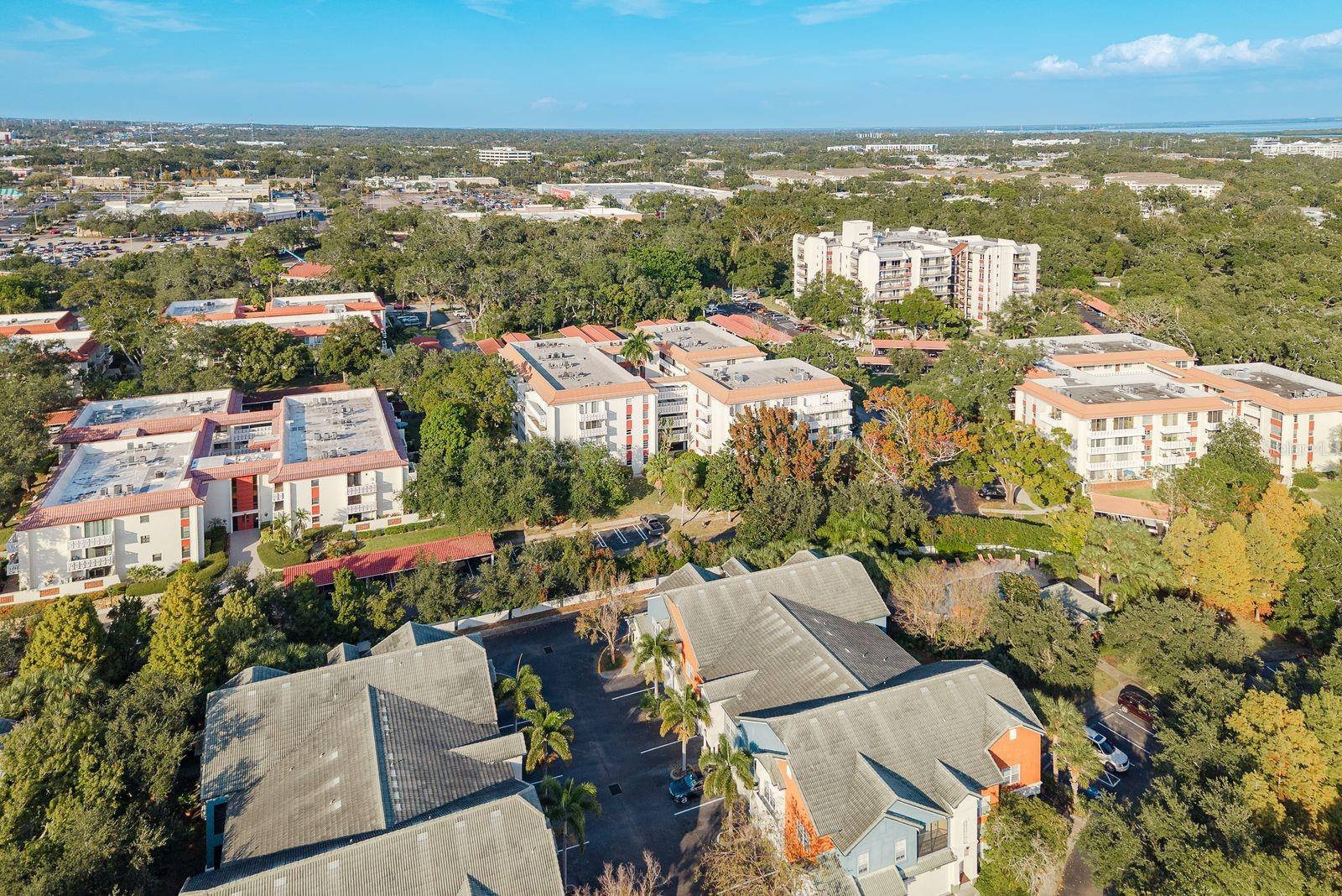 SEVILLE CONDO 11 - Residential