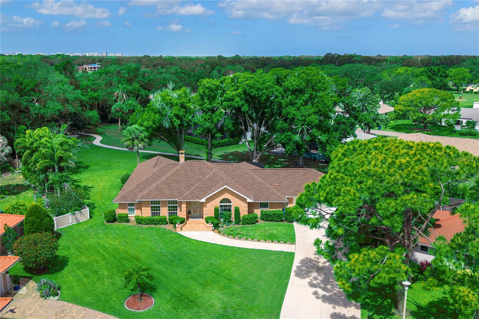 THE MEADOWS - Residential