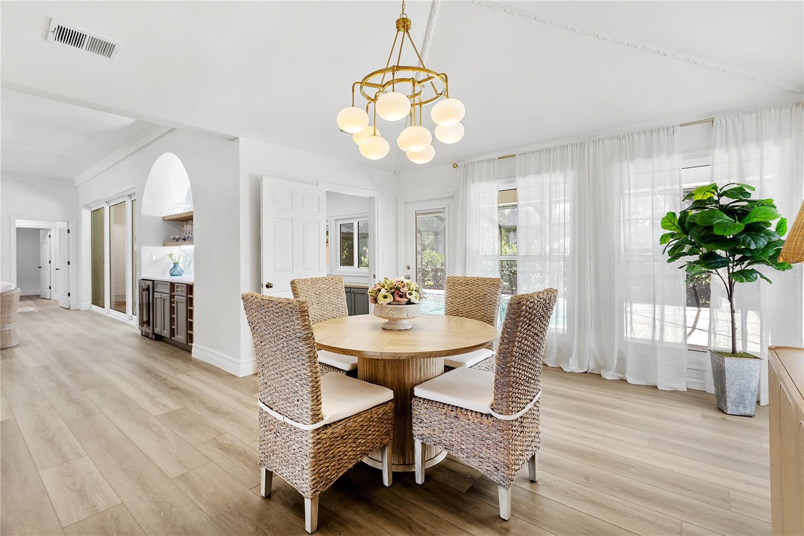 THE MEADOWS - Residential