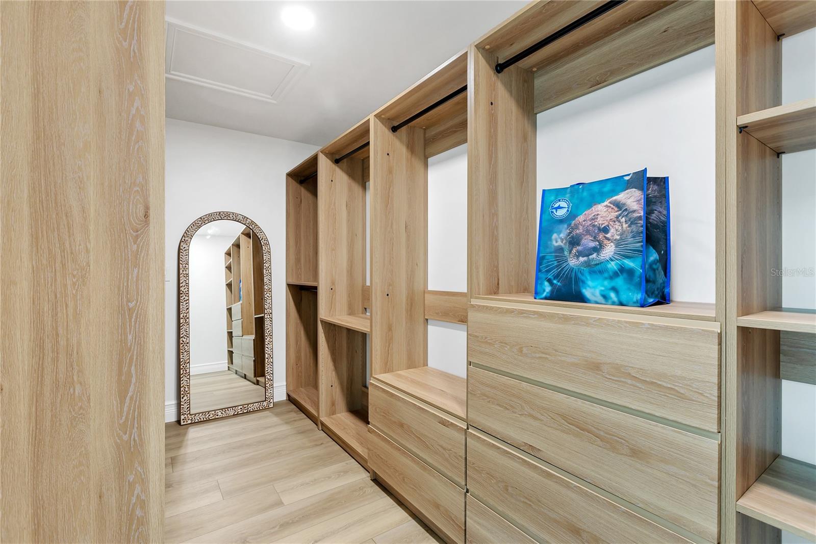 THE MEADOWS - Residential