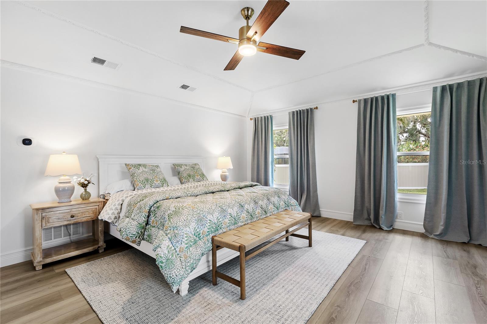 THE MEADOWS - Residential