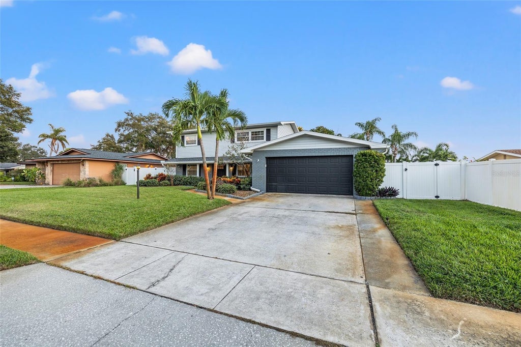 Photo of 9270 119th Avenue, Largo, FL 33773 (MLS # TB8555256)