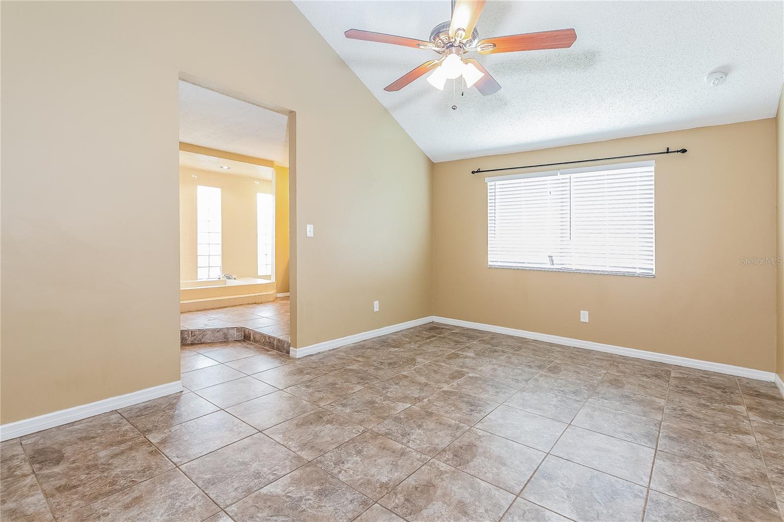 ROCKET CITY - Residential Lease