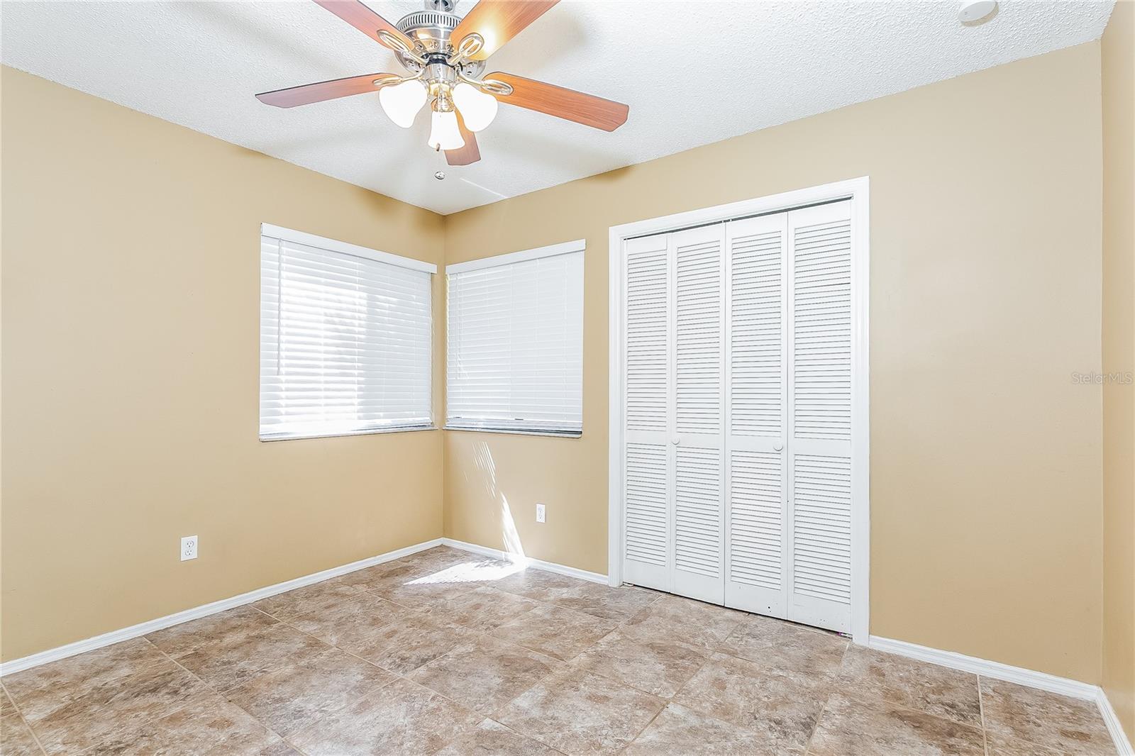 ROCKET CITY - Residential Lease