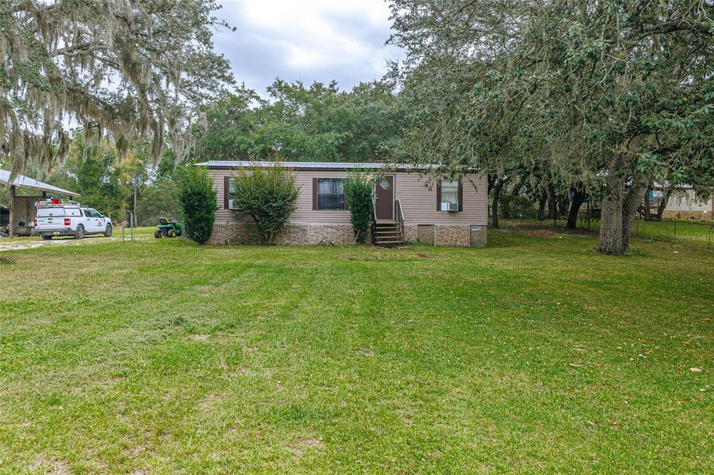 Photo of 4225 SW 178th Terrace, Dunnellon, FL 34432 (MLS # O6355773)