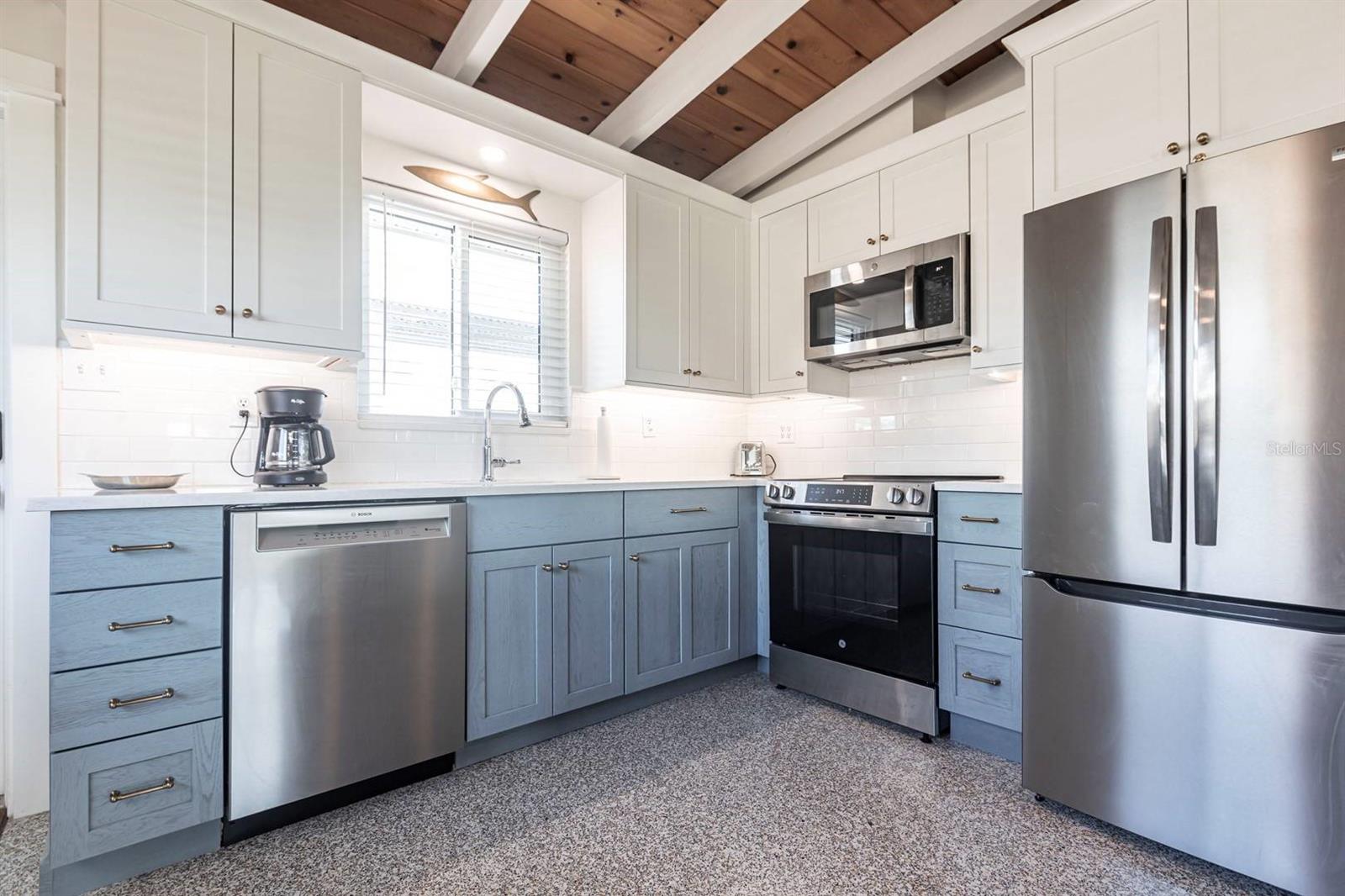 CASA MAR - Residential Lease