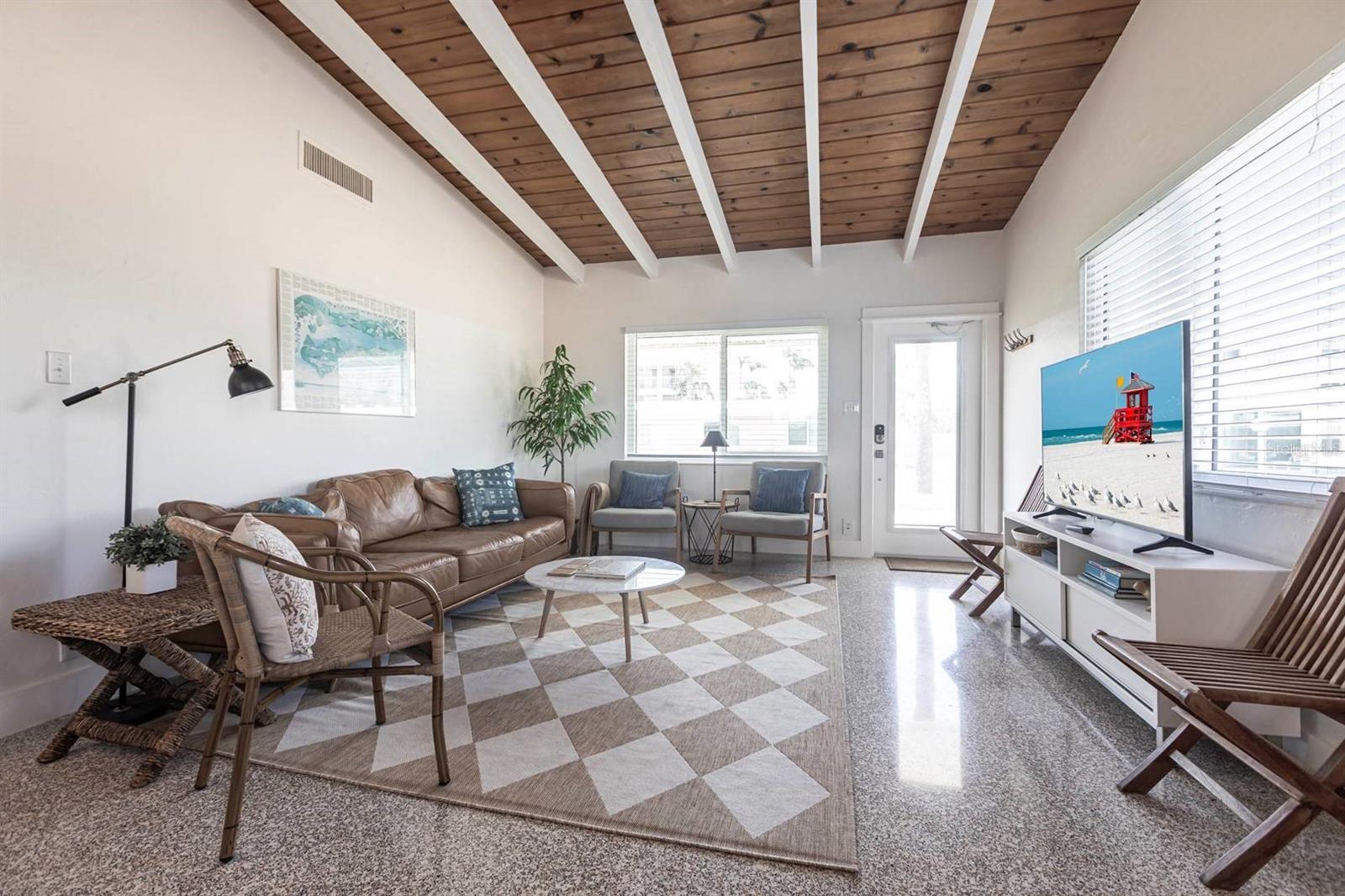 CASA MAR - Residential Lease