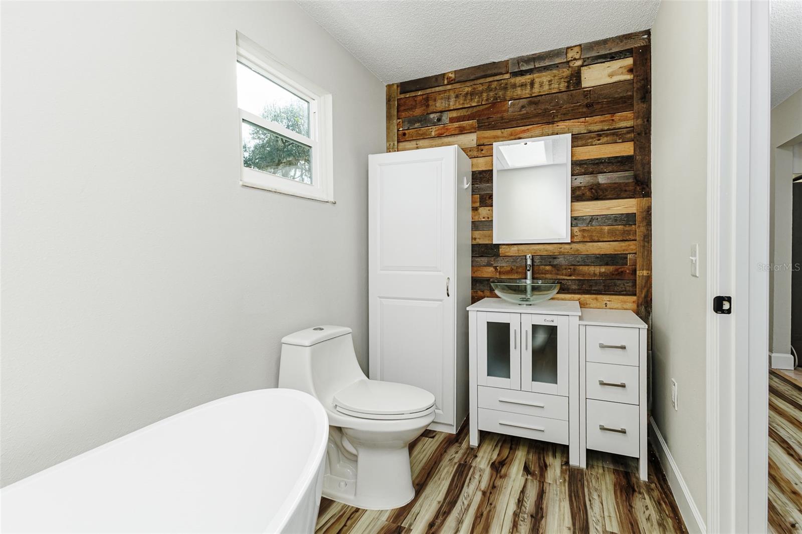 TIMBERLK ESTATES - Residential