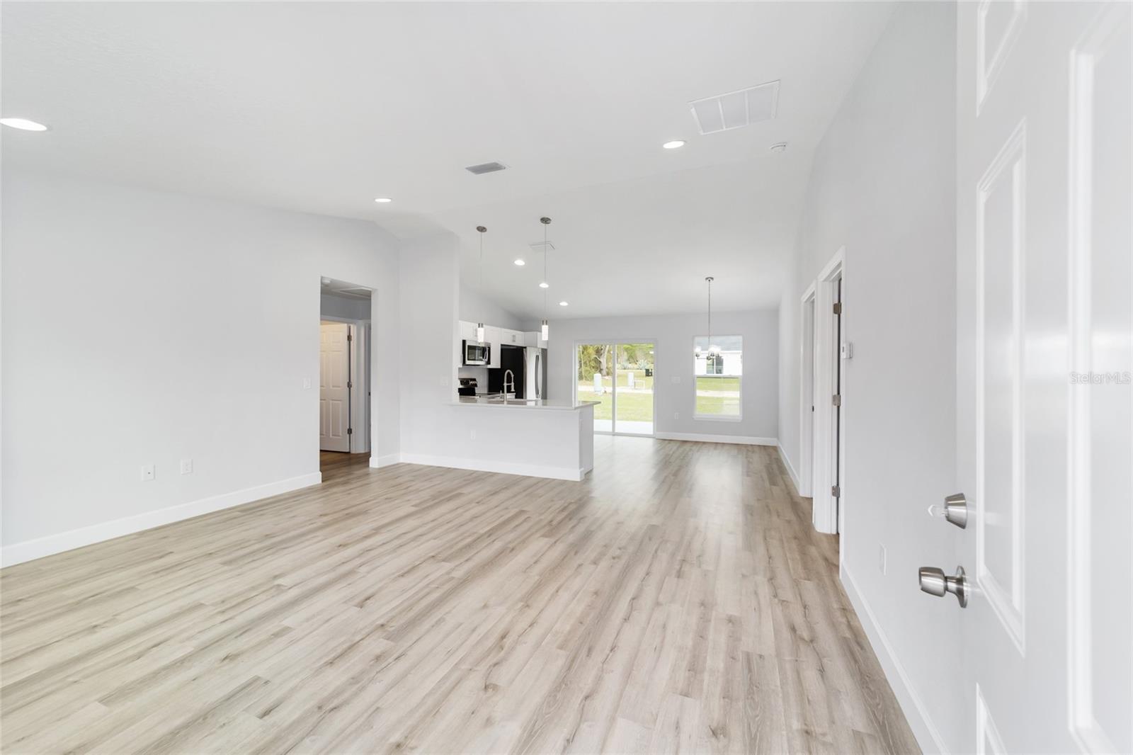 4386 SW 158 COURT