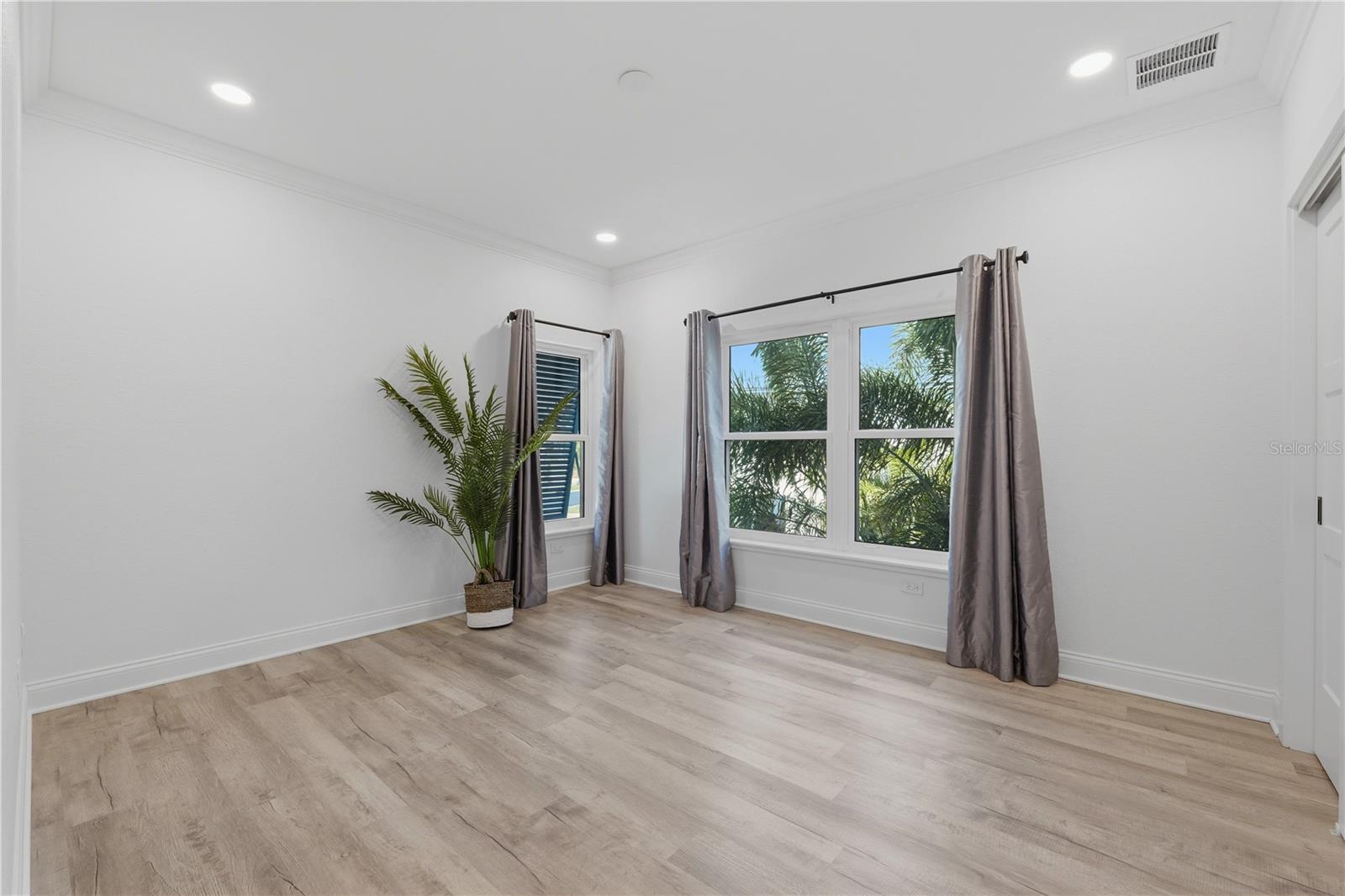 KIPPS COLONY ESTATES AT PASADENA YACHT/COUNTRY CL - Residential