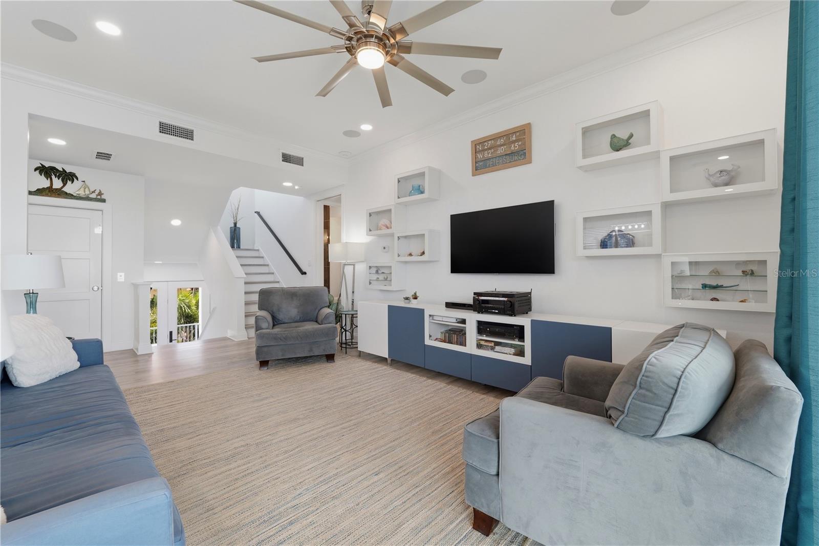 KIPPS COLONY ESTATES AT PASADENA YACHT/COUNTRY CL - Residential