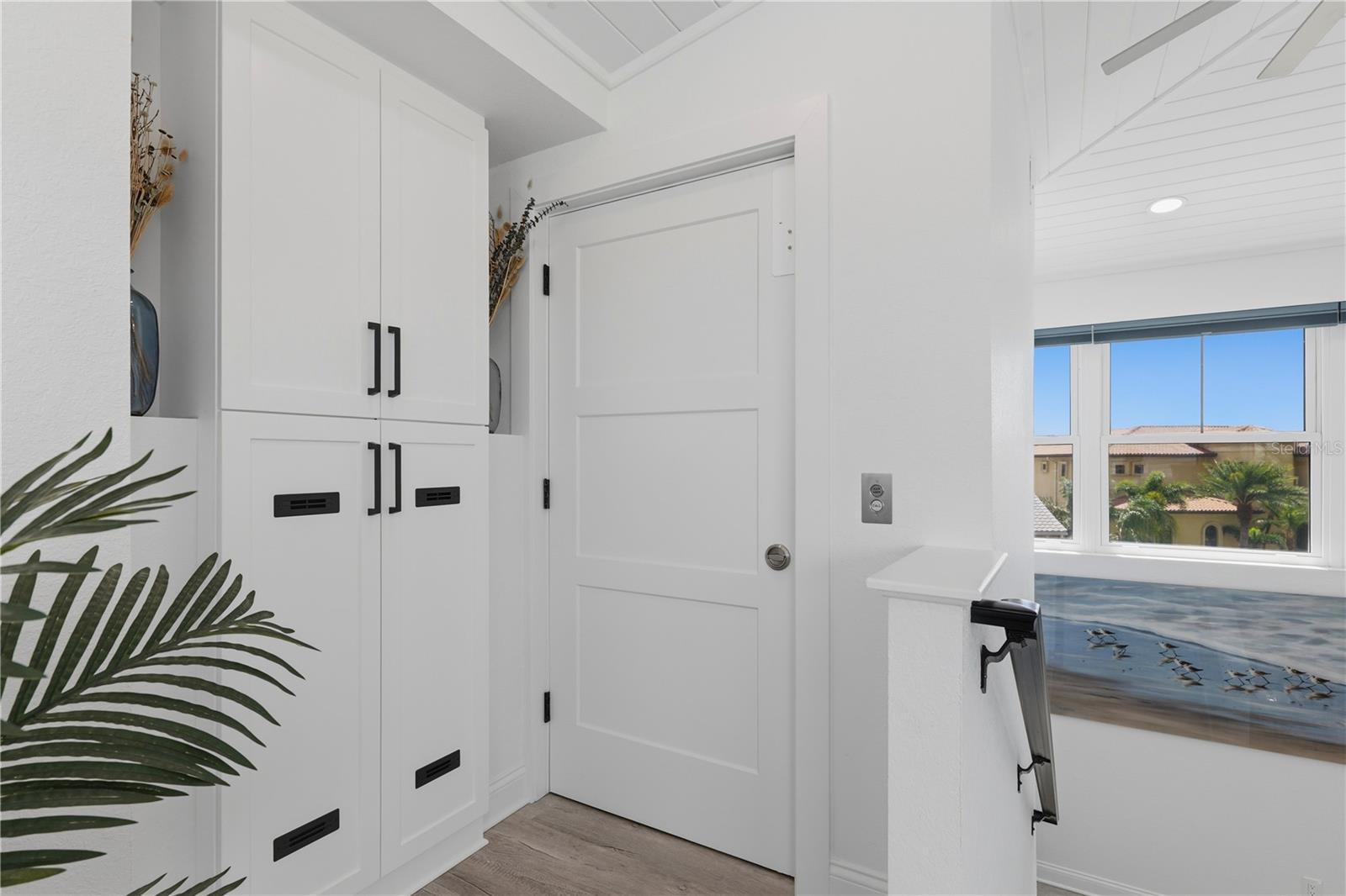 KIPPS COLONY ESTATES AT PASADENA YACHT/COUNTRY CL - Residential