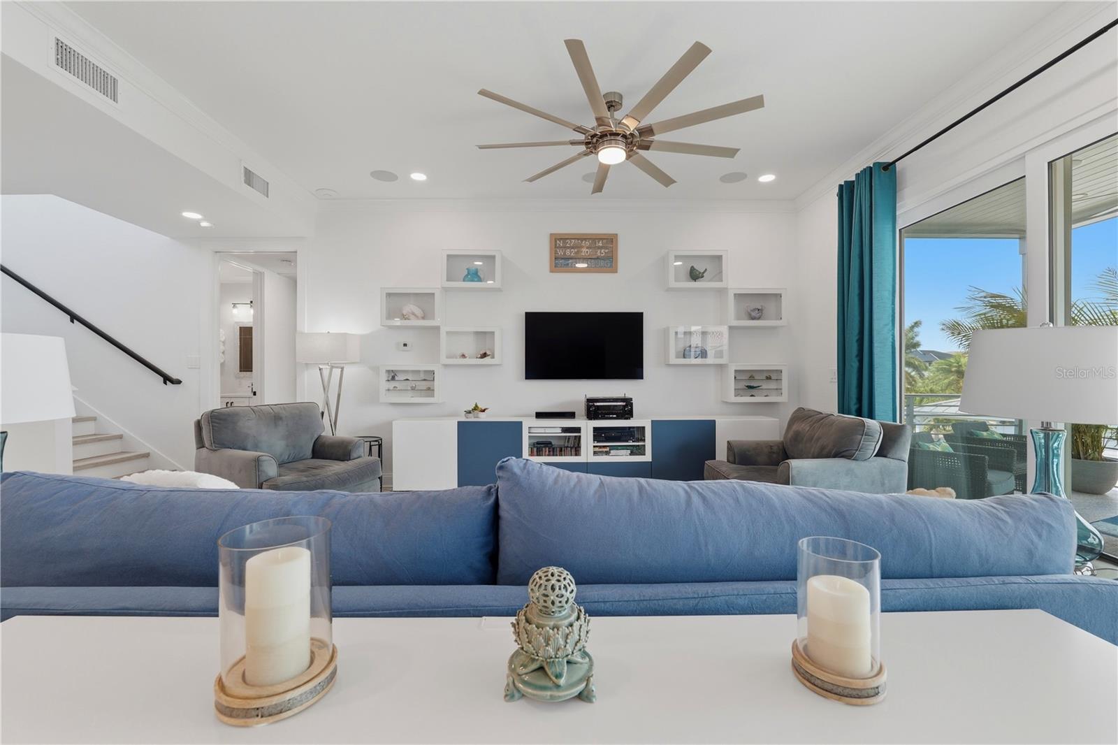 KIPPS COLONY ESTATES AT PASADENA YACHT/COUNTRY CL - Residential