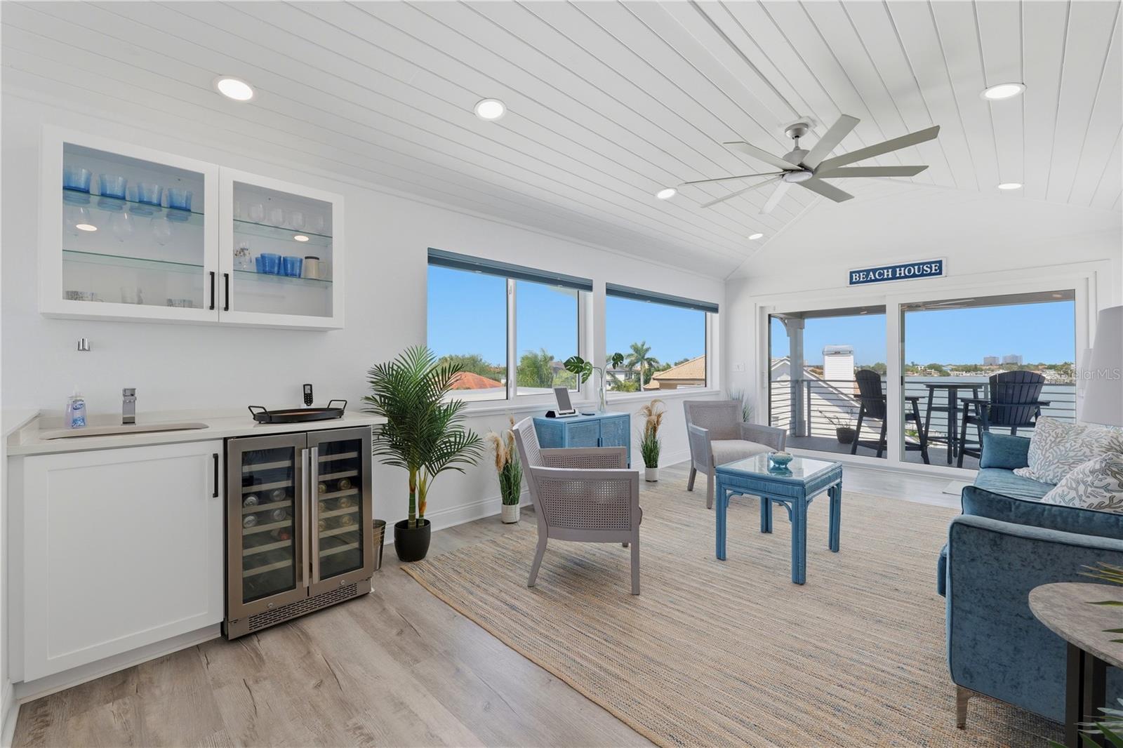 KIPPS COLONY ESTATES AT PASADENA YACHT/COUNTRY CL - Residential