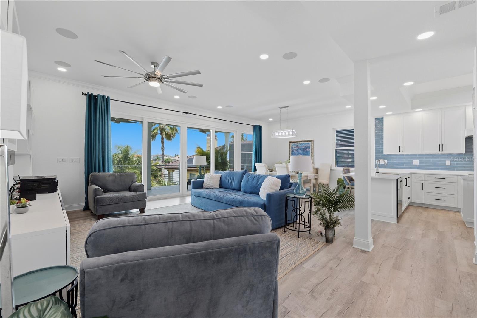 KIPPS COLONY ESTATES AT PASADENA YACHT/COUNTRY CL - Residential