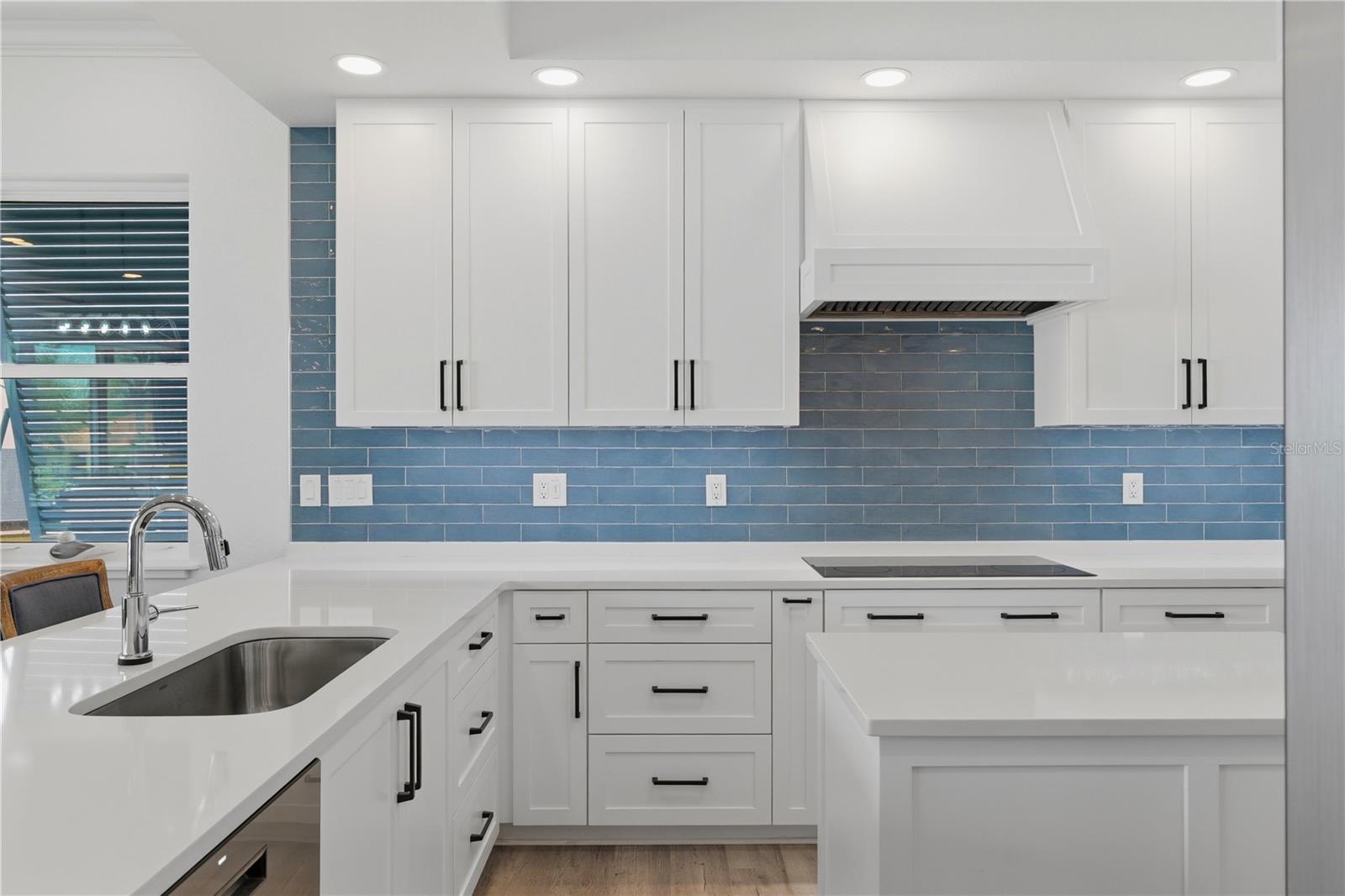 KIPPS COLONY ESTATES AT PASADENA YACHT/COUNTRY CL - Residential