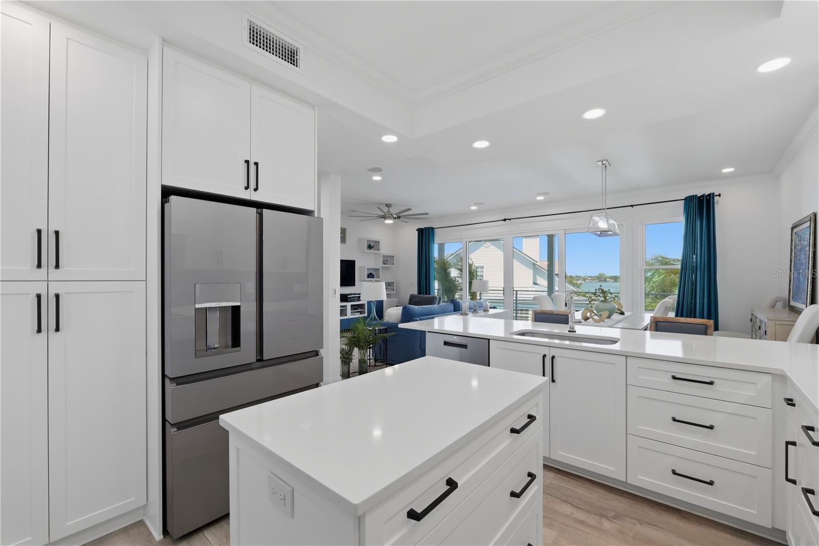 KIPPS COLONY ESTATES AT PASADENA YACHT/COUNTRY CL - Residential