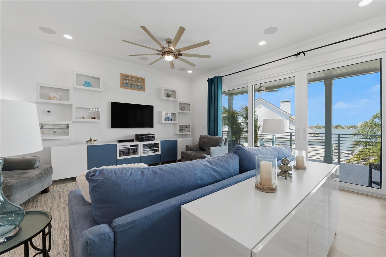 KIPPS COLONY ESTATES AT PASADENA YACHT/COUNTRY CL - Residential