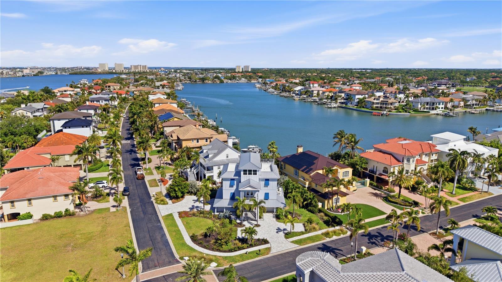 KIPPS COLONY ESTATES AT PASADENA YACHT/COUNTRY CL - Residential