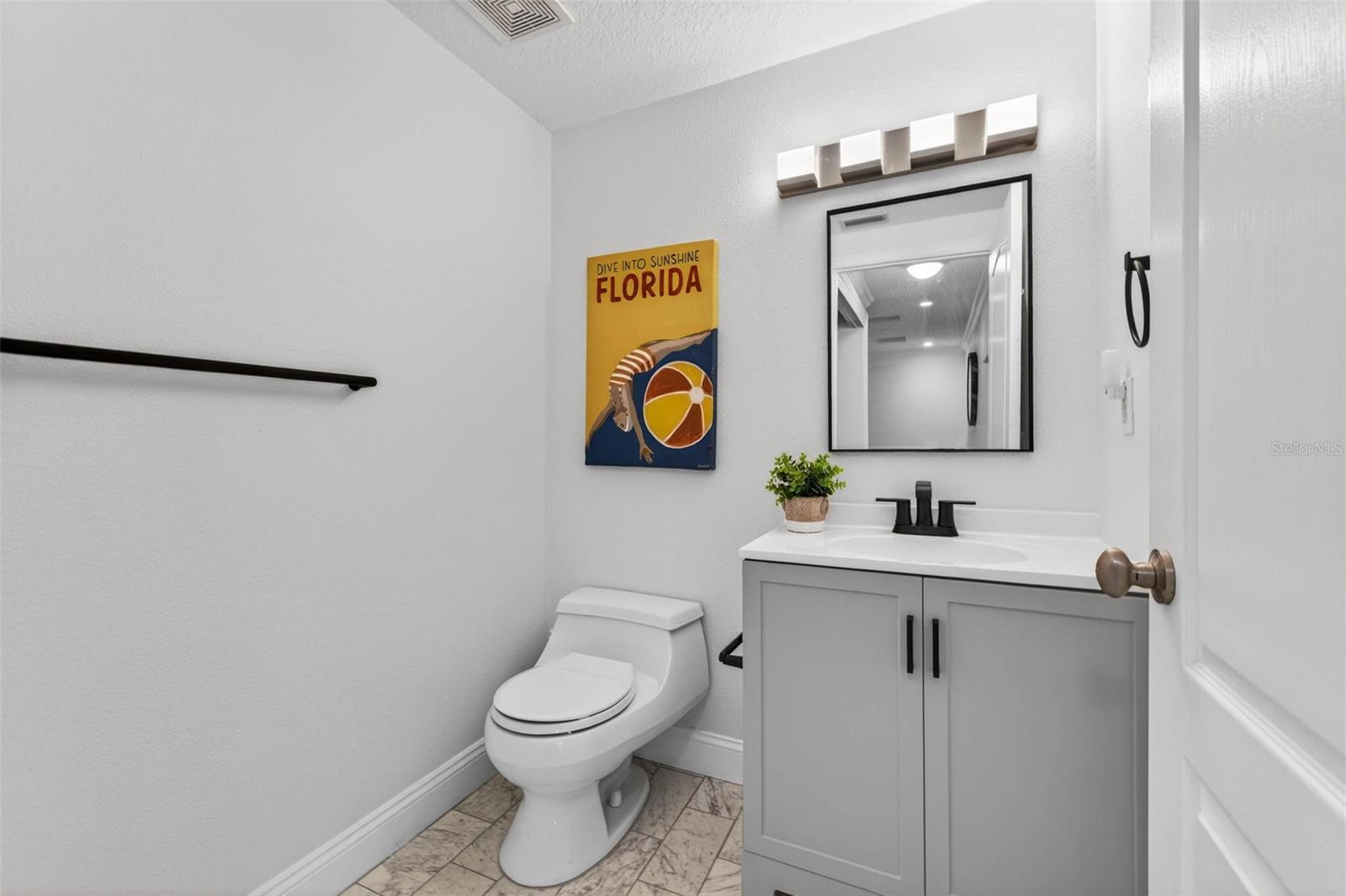 NORTH SHORE LANDINGS - Residential Lease