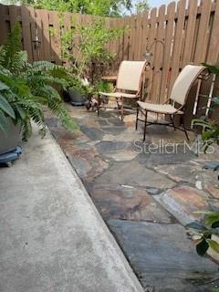 PARK LAKE GROVE CONDO PH B - Residential