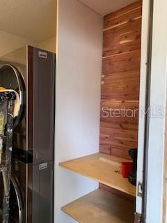 PARK LAKE GROVE CONDO PH B - Residential