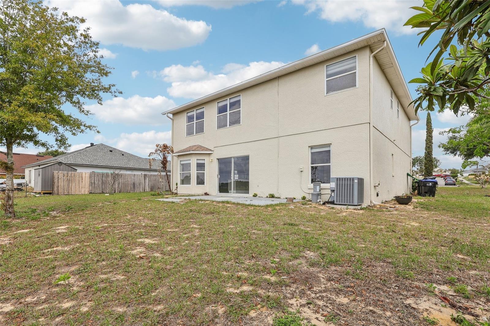 COUNTRY RUNB 45/92 - Residential