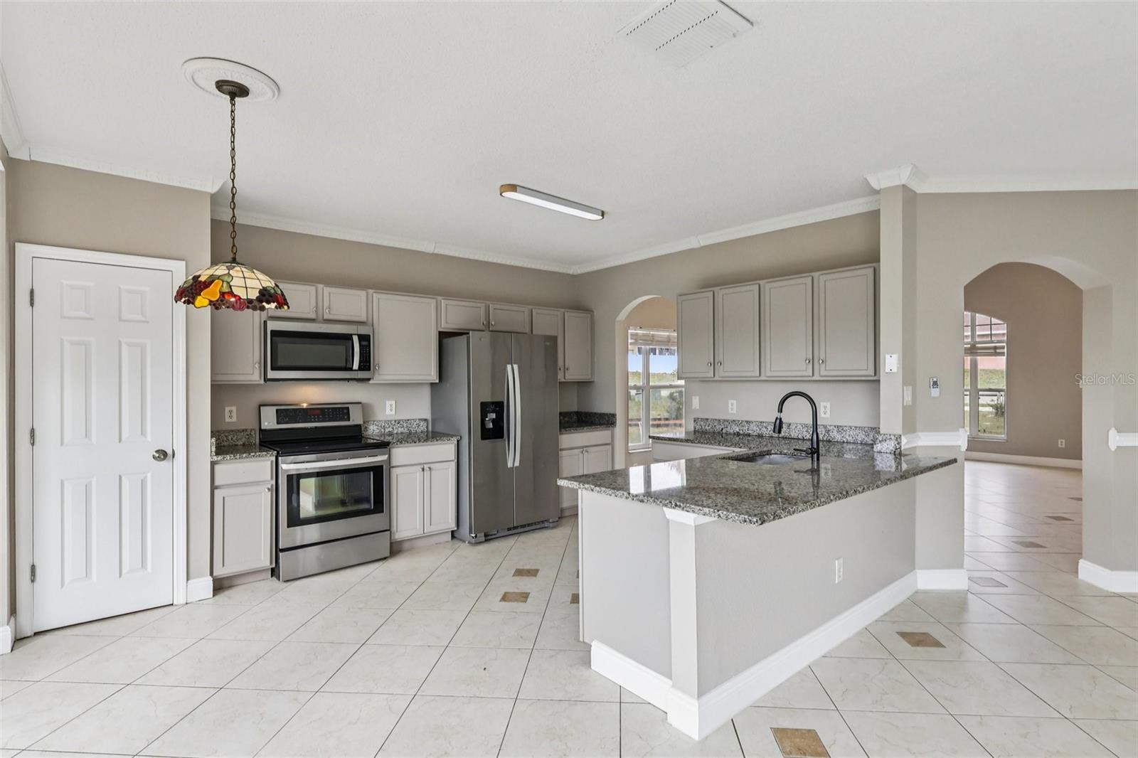 COUNTRY RUNB 45/92 - Residential