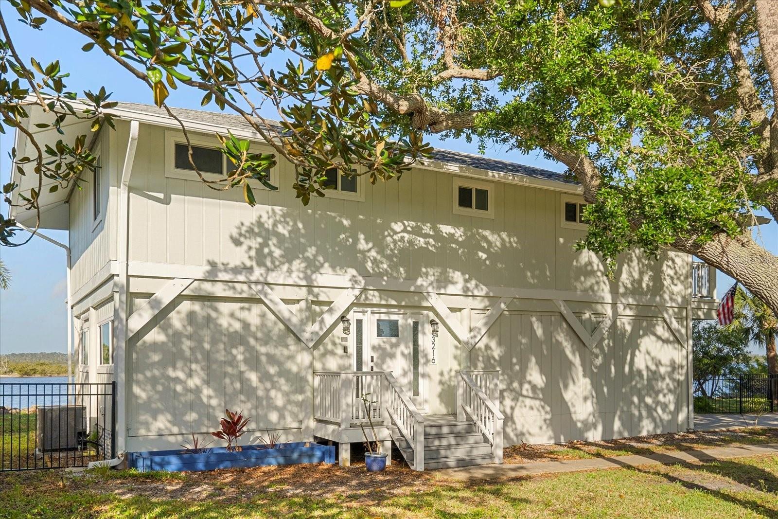 3216 JOHN ANDERSON DRIVE