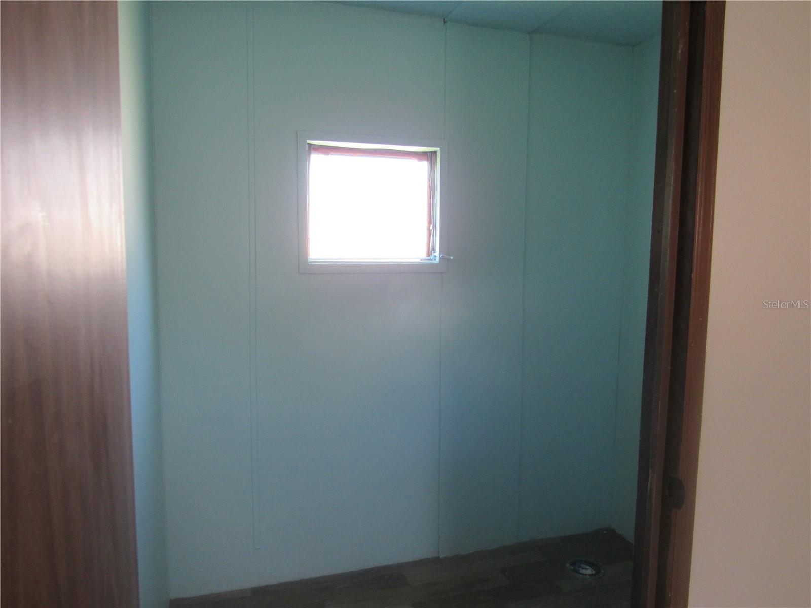 MIL DAM - Residential