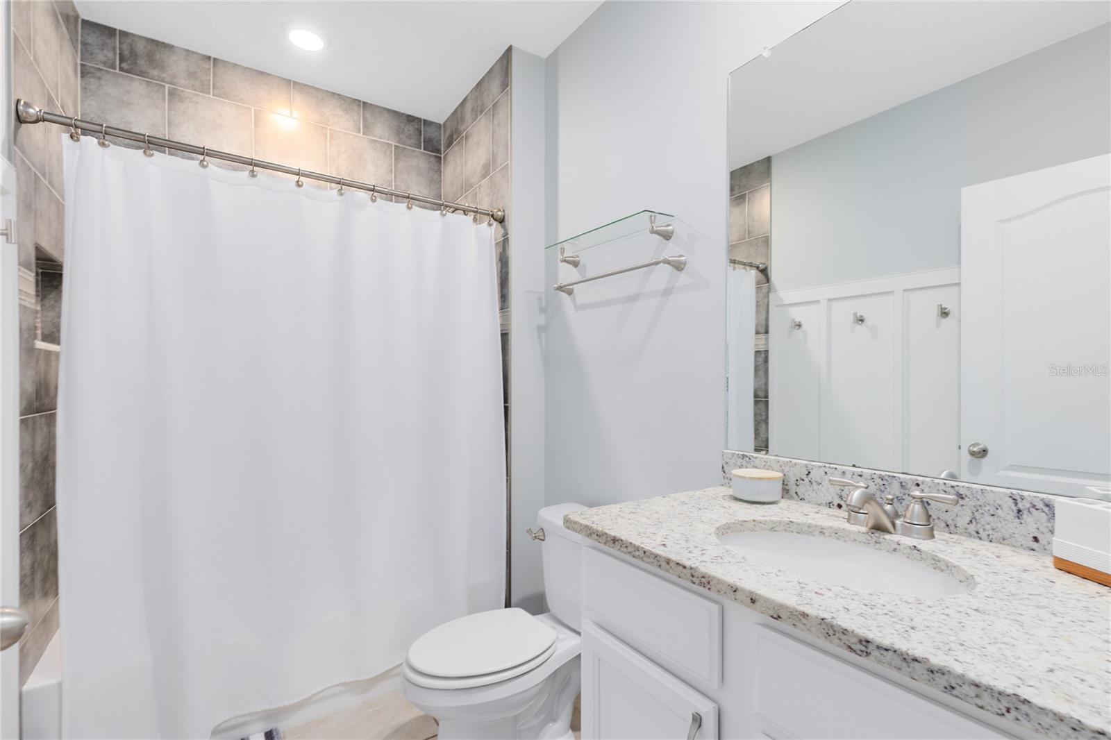 BARRINGTON - Residential