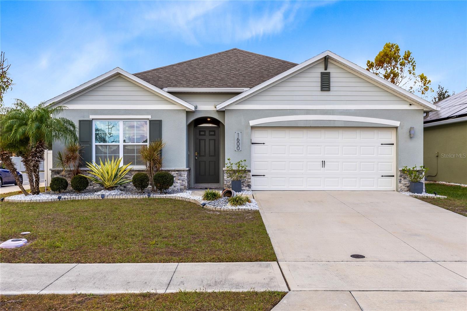 BARRINGTON - Residential