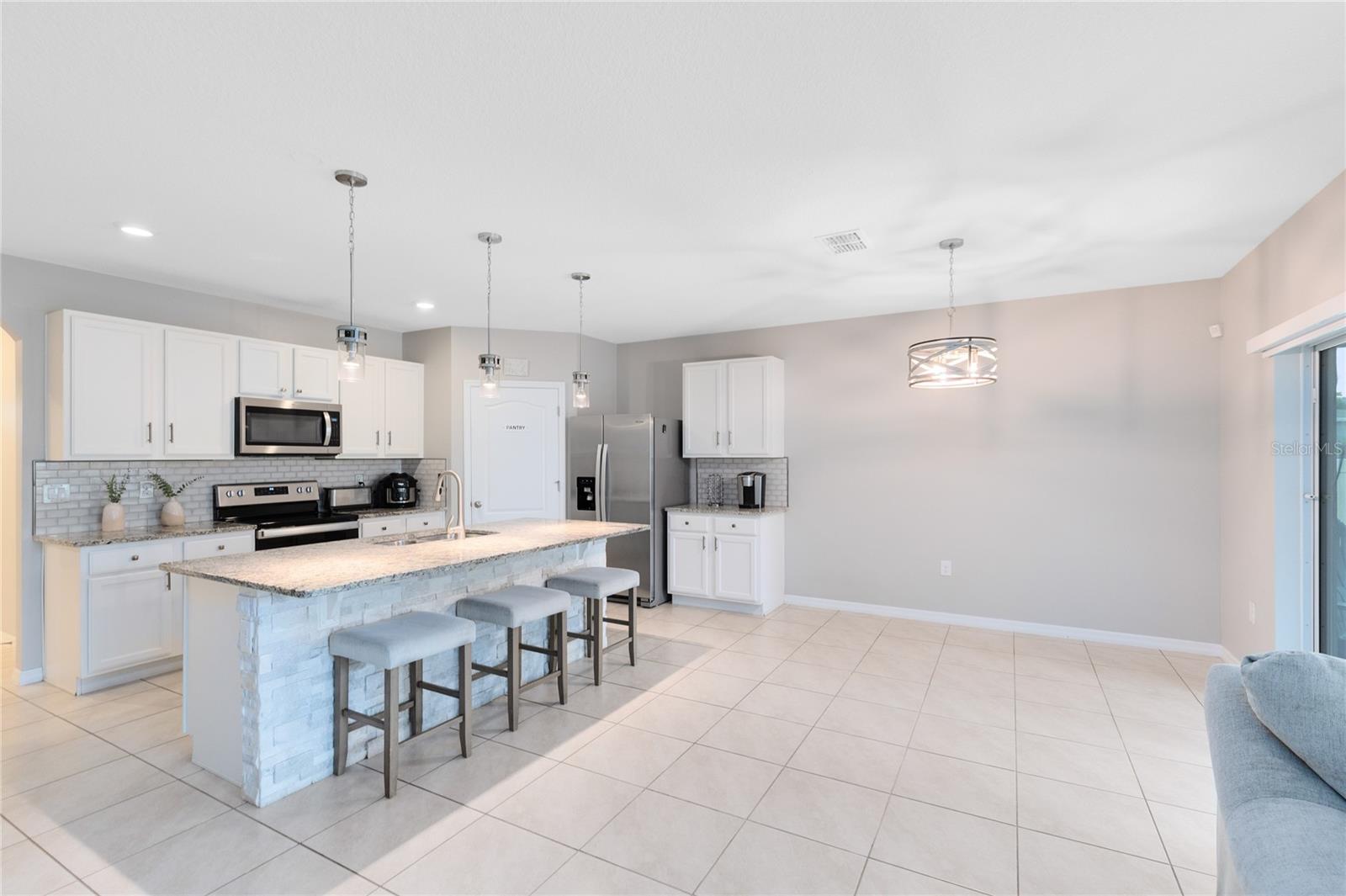 BARRINGTON - Residential