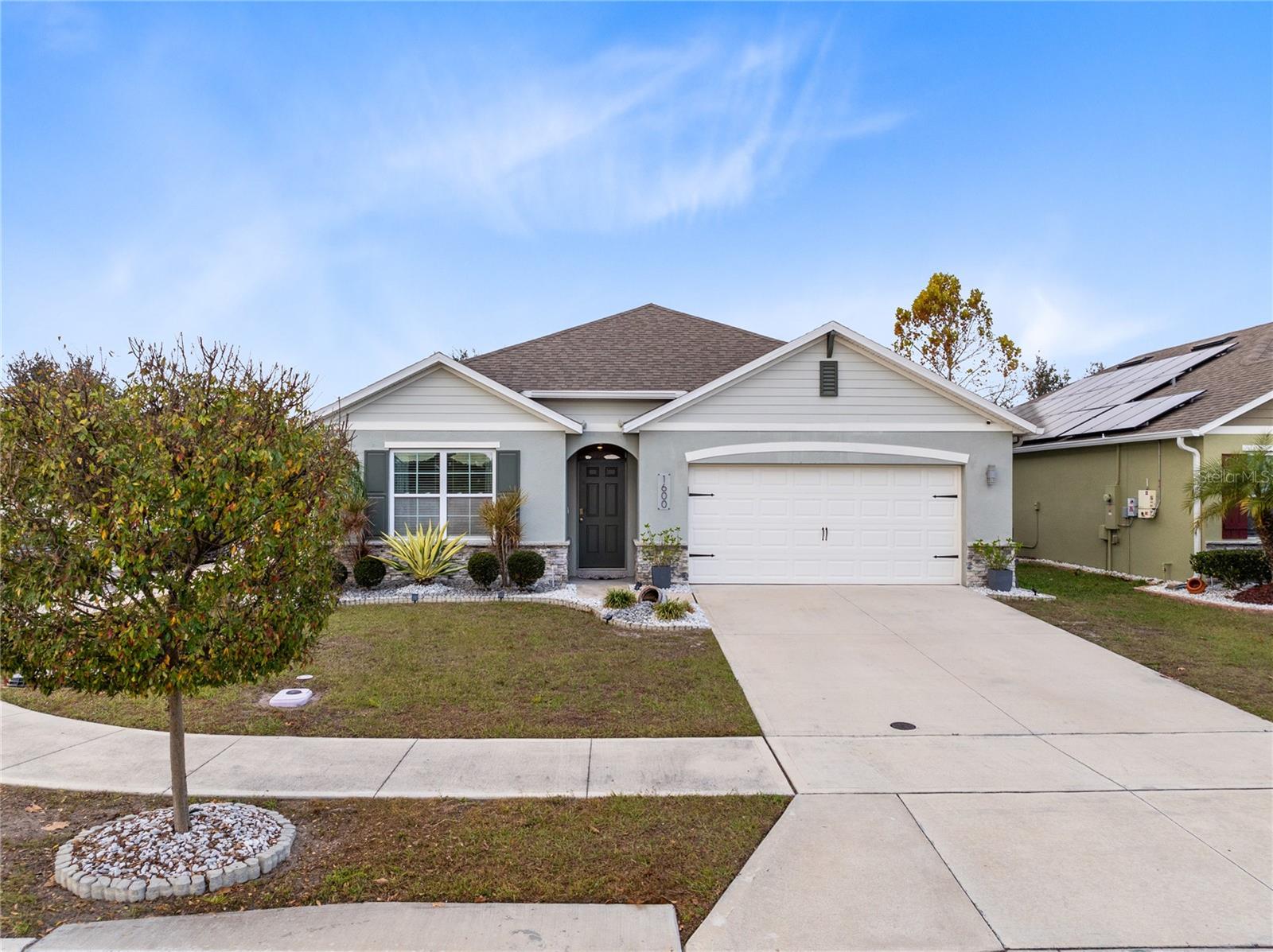 BARRINGTON - Residential