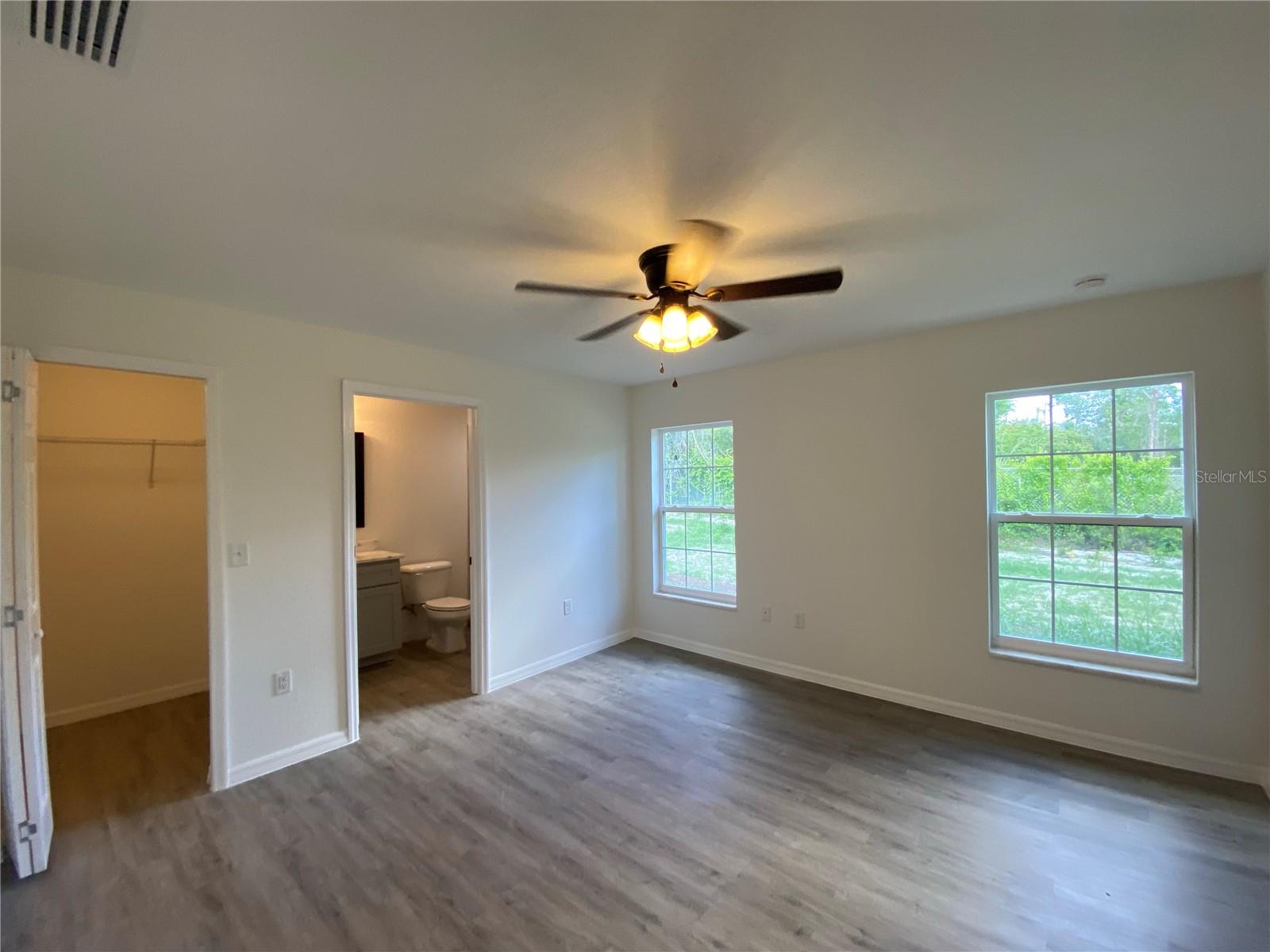 MARION OAKS UN 04 - Residential Lease