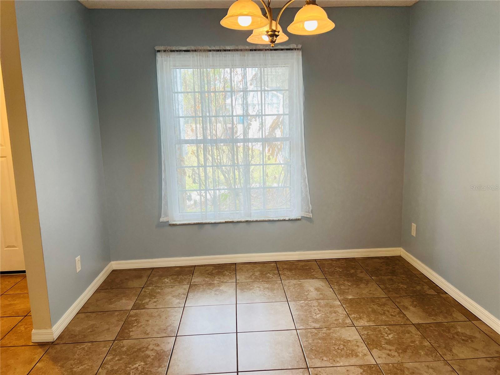 CROWN POINTE PH 01 - Residential