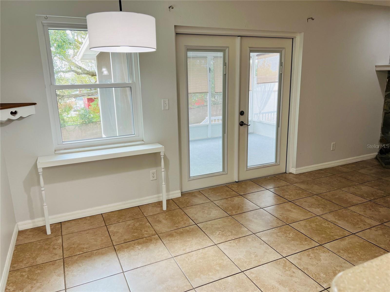 CROWN POINTE PH 01 - Residential