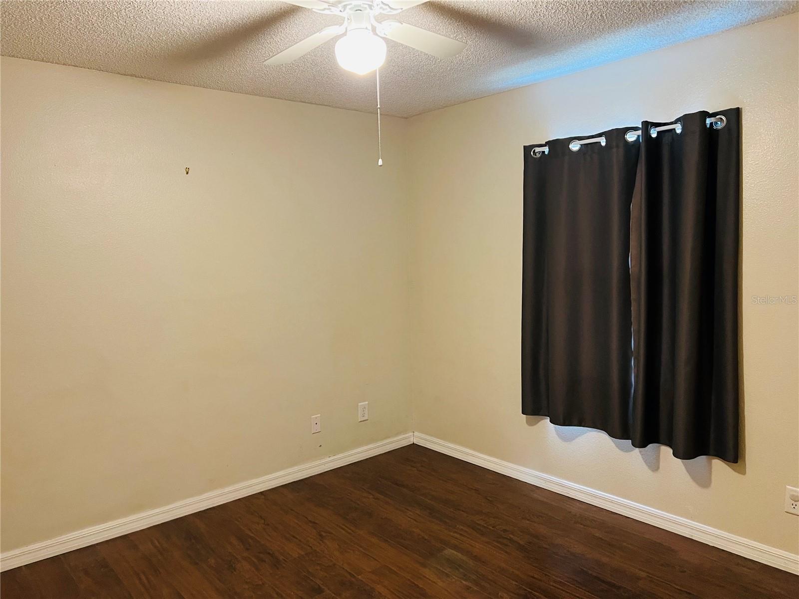 CROWN POINTE PH 01 - Residential