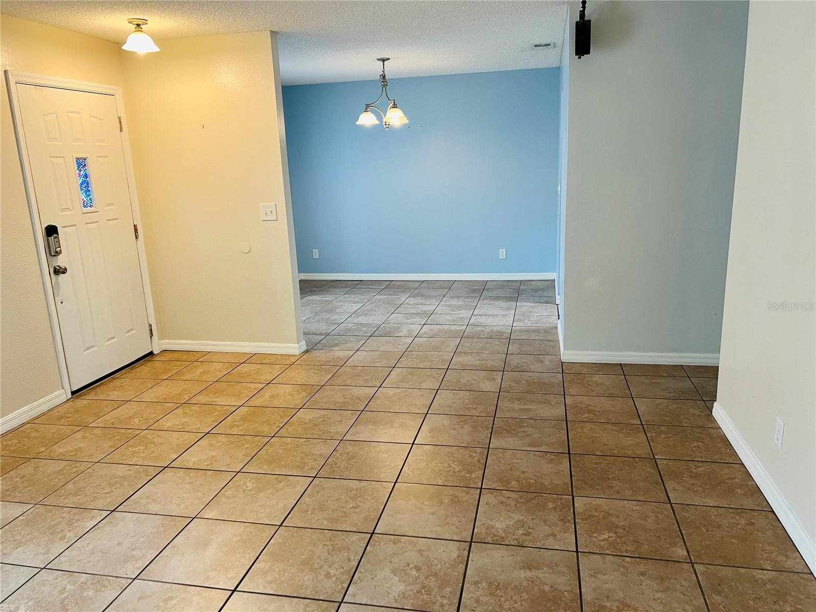 CROWN POINTE PH 01 - Residential