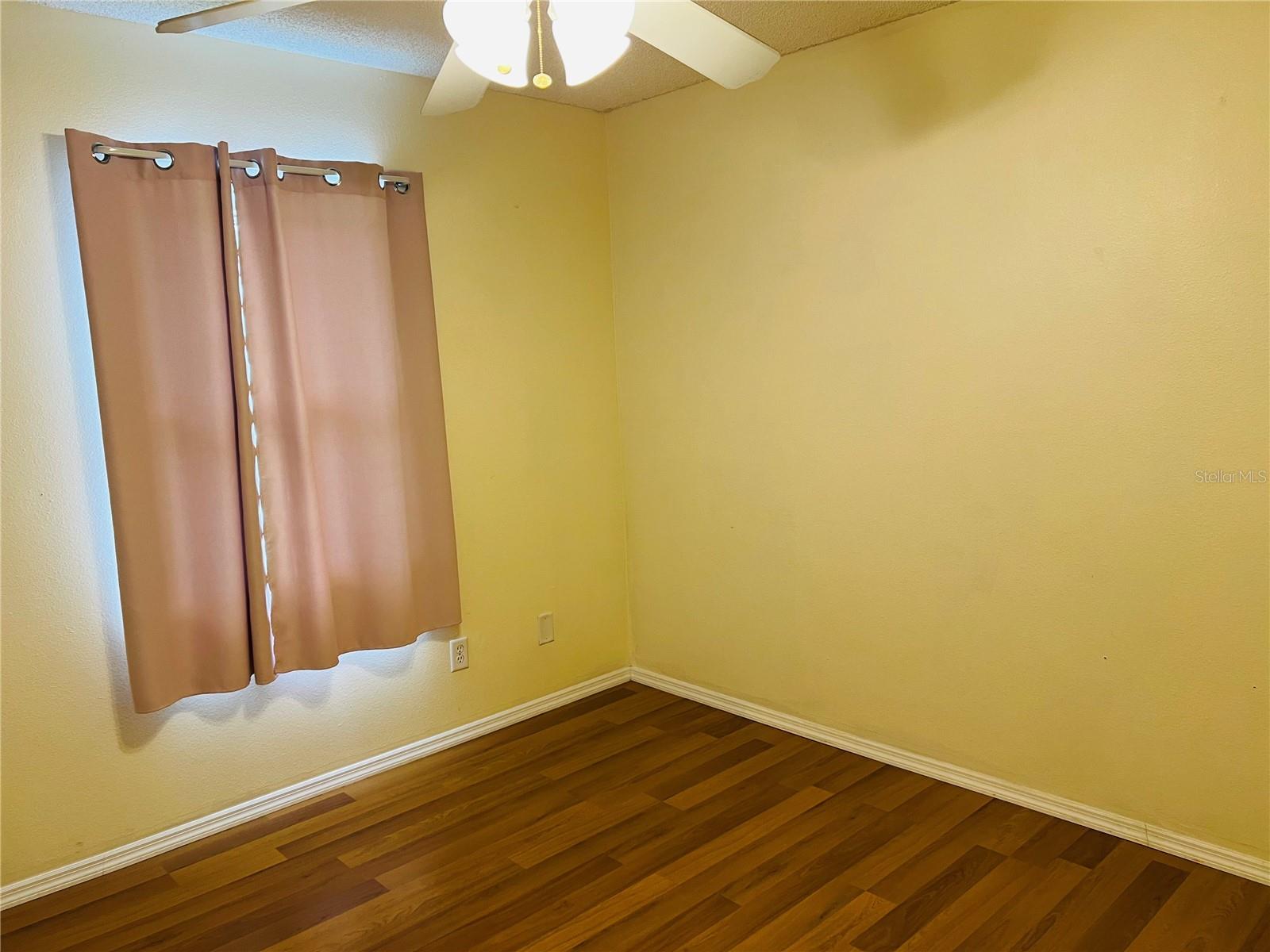 CROWN POINTE PH 01 - Residential