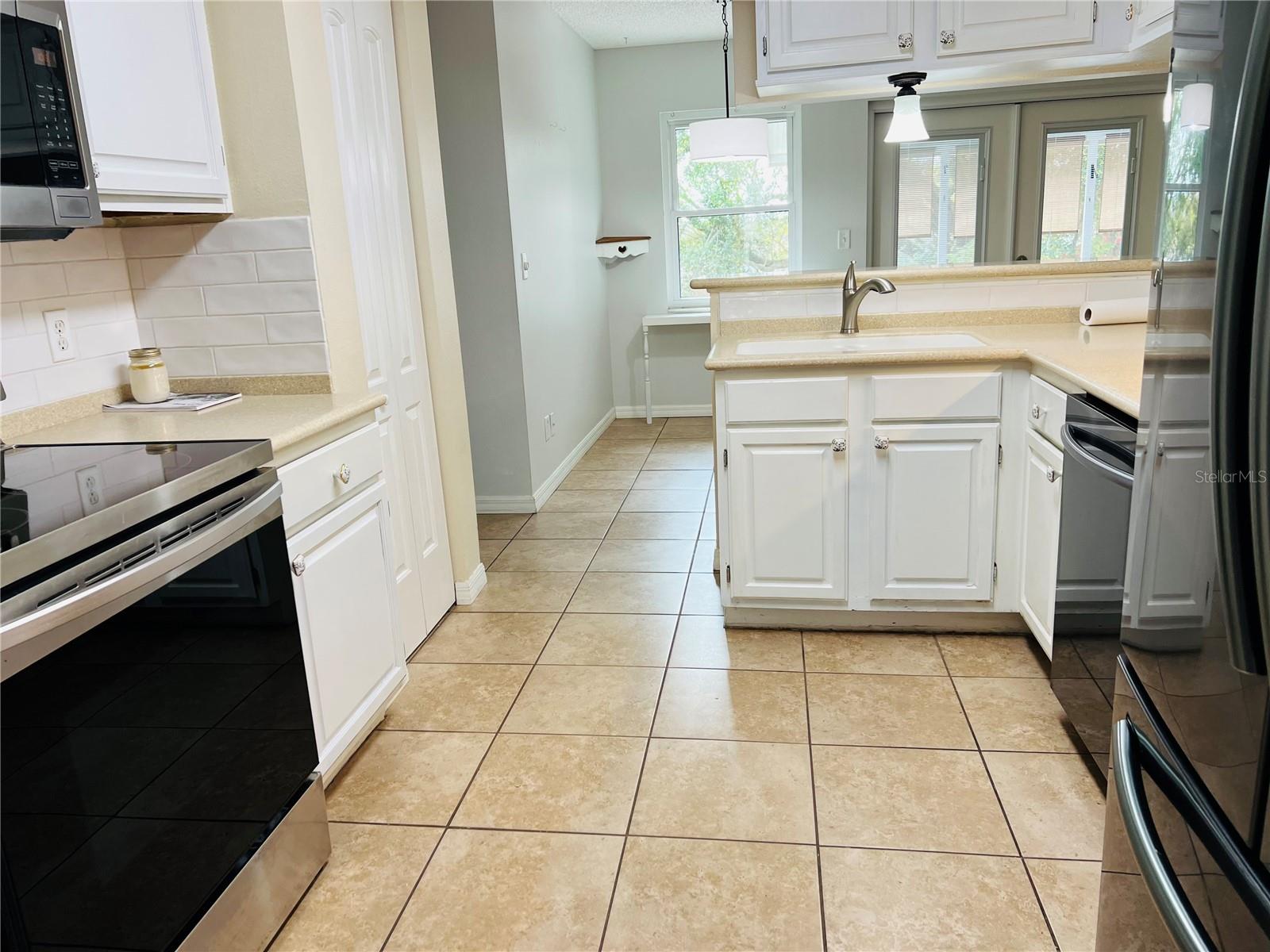 CROWN POINTE PH 01 - Residential