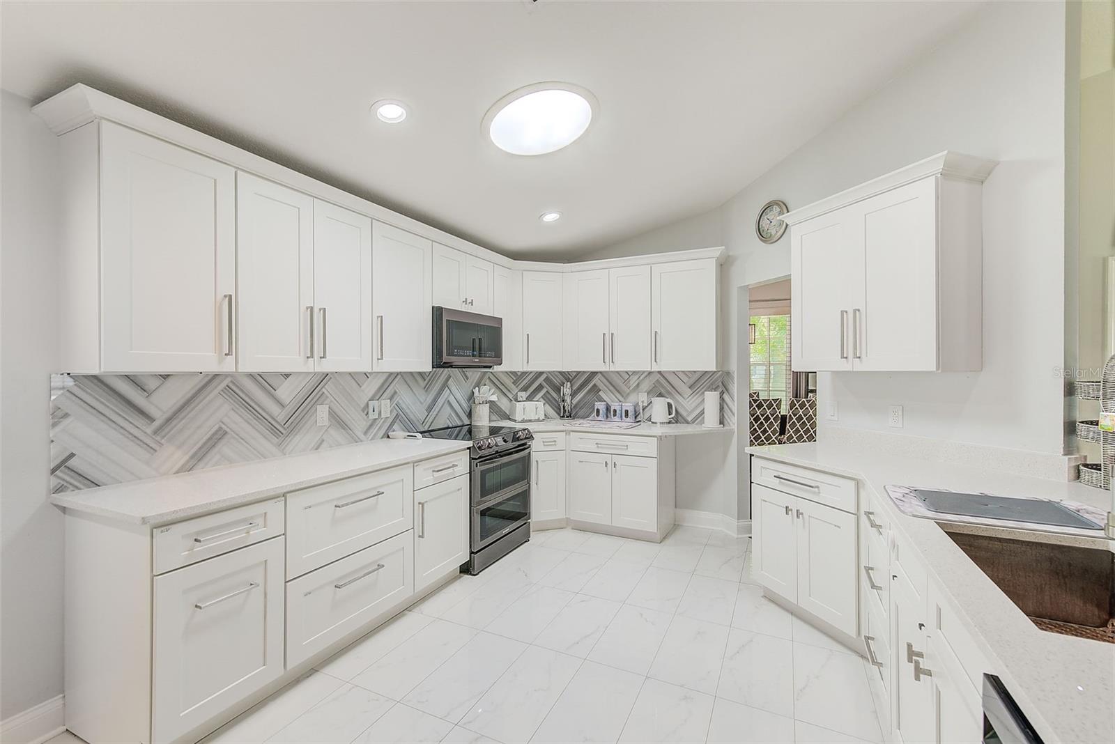 KEYSTONE TERRACE - Residential