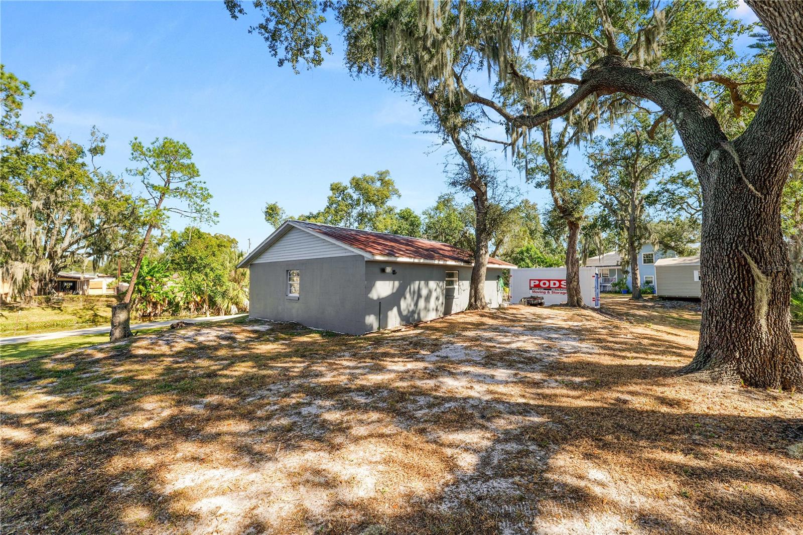 L N PIPKINS ADD - Residential