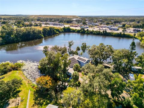 Photo of 109 NE 4th Avenue, Mulberry, FL 33860 (MLS # L4957046)